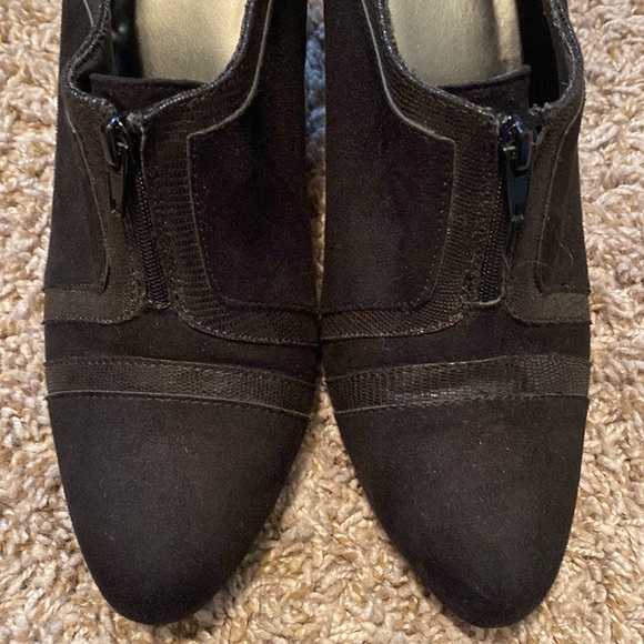 Impo Sz 9M Sexy Triumph Black Suede Heeled Bootie Boots - Picture 3 of 7